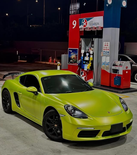 Porsche 718 Cayman